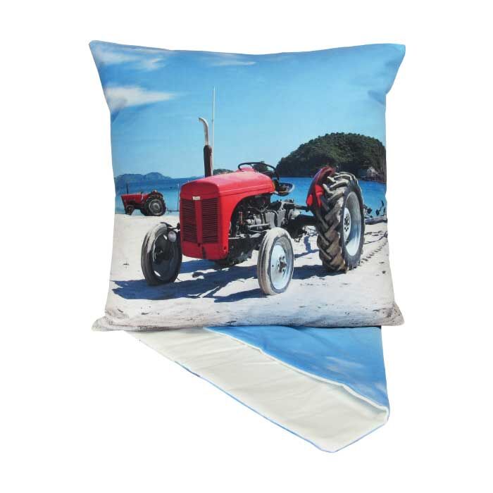 CC NZ Hahei Beach Tractor + Inner